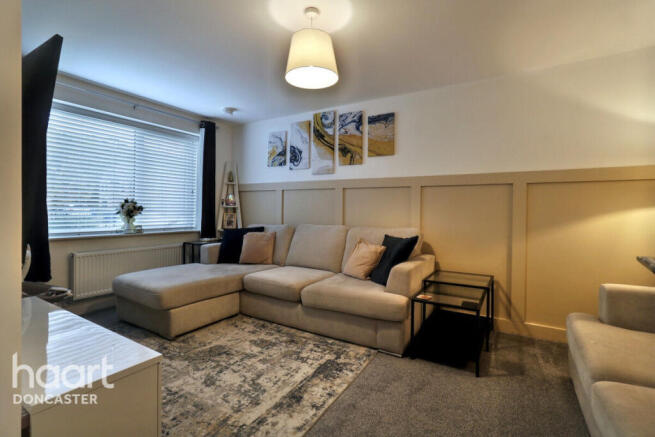 3 bed Semi-Detached for sale Image 7
