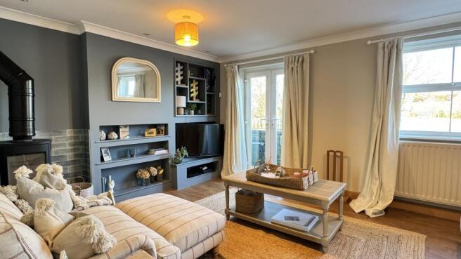 4 bed Town House for sale Image 4