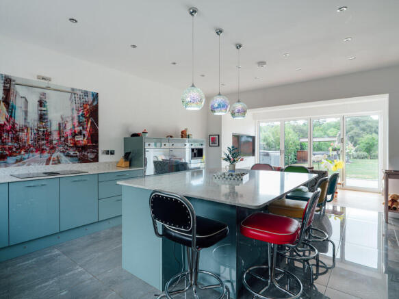 Kitchen / Breakfast Room