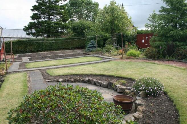 GARDEN ONE