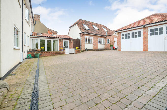 External Courtyar...