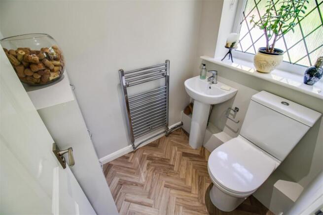 3 bed Detached for sale Image 11