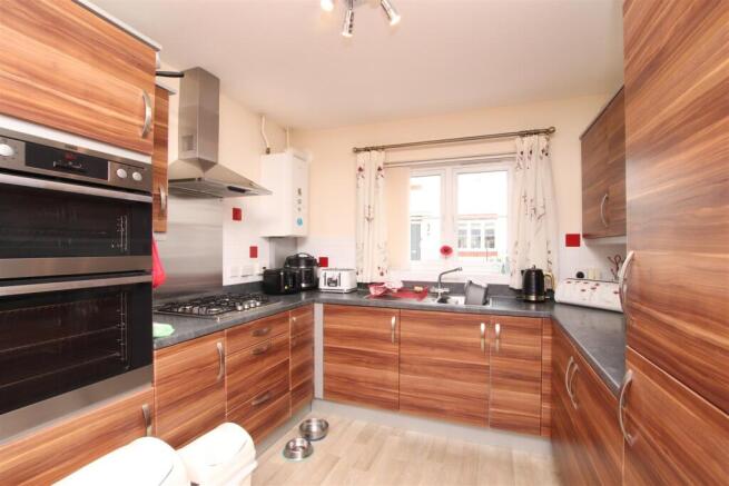 Kitchen.JPG