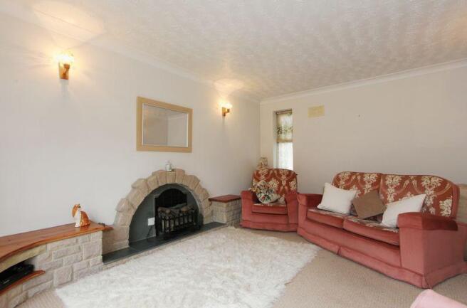 LOUNGE 2