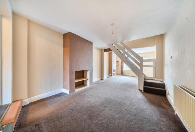 1435027-11-69c3dd...