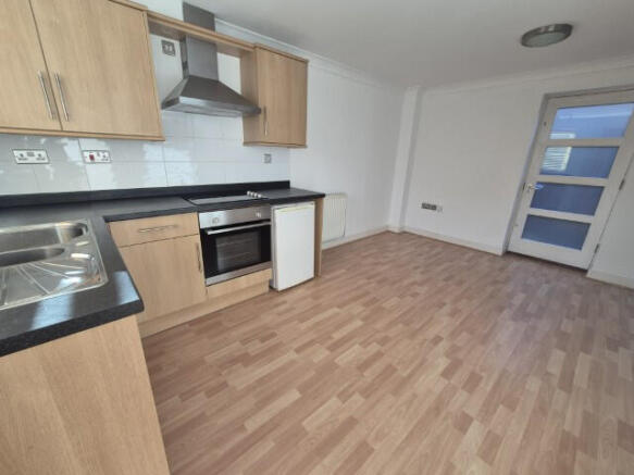 20251202 100217 Small T202512021201.jpg