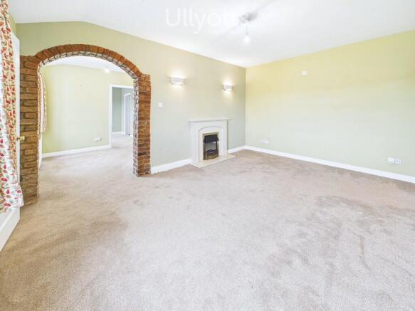 2 bed Semi-Detached Bungalow for sale Image 5