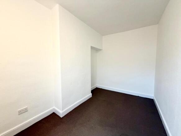 2 bed Terraced for sale Image 7