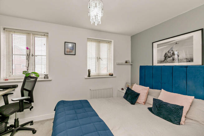 2 bed Terraced for sale Image 12