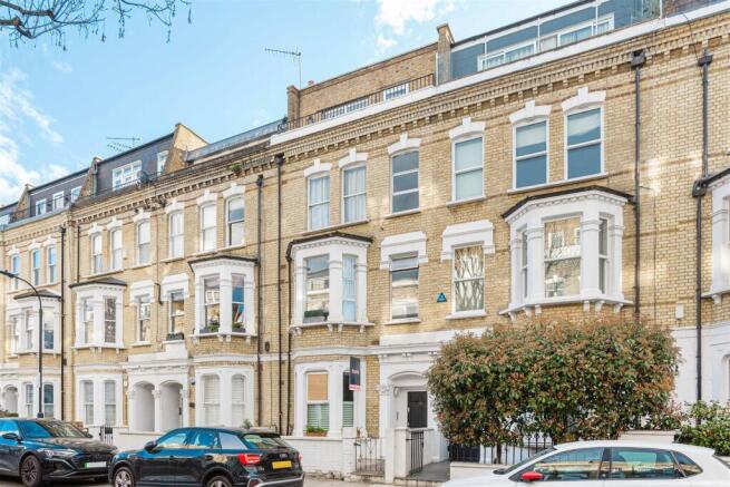 Radipole Road 50 Flat 2 Low-8.jpg