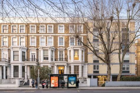 Earls Court Road, Kensington, London, W8