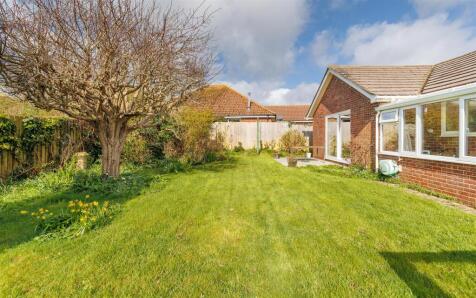 DETACHED BUNGALOW FRESHWATER BAY - Bay Road, Freshwater