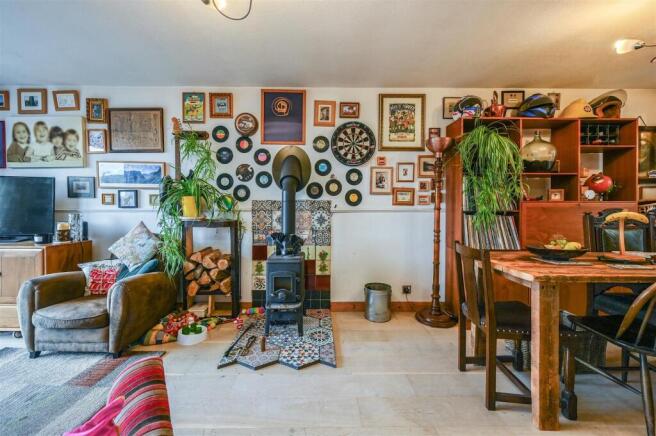 145 PEBSHAM LANE - TN402RN - PHOTOS (3).jpg