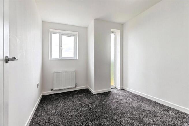 4 bed Semi-Detached for sale Image 12