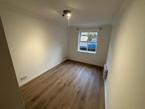 Main Bedroom image 1