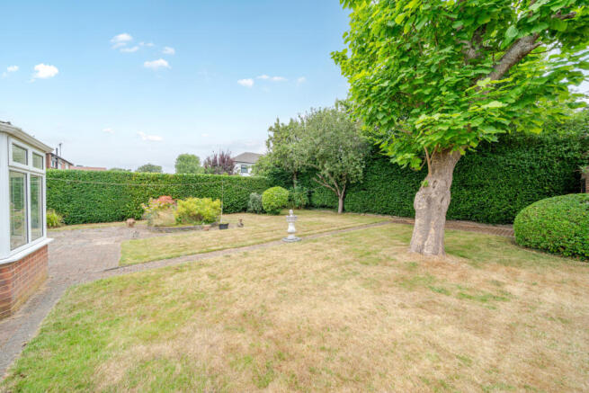 Chesham Lane, Chalfont St. Peter, Gerrards Cross photo 4