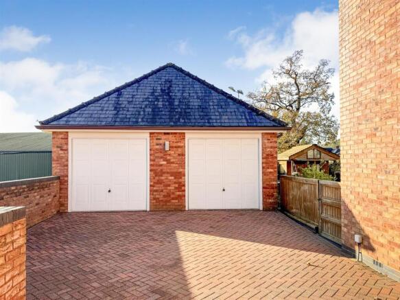 Detached Double Garage