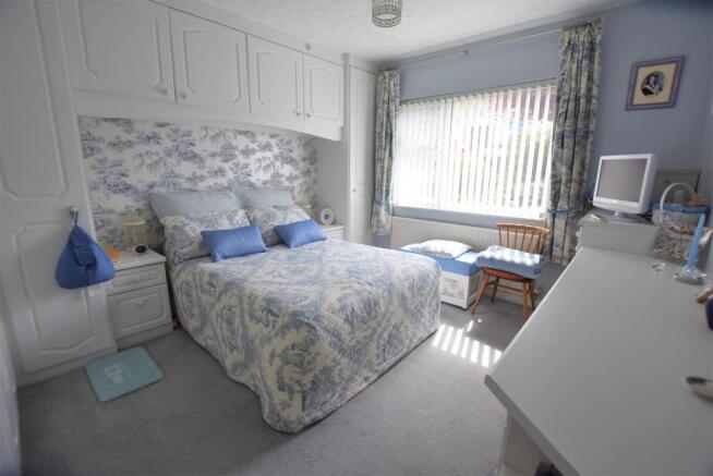 BEDROOM 1.JPG