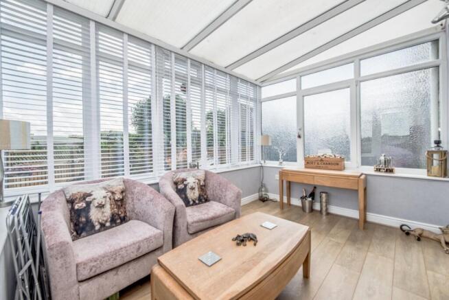 3 bed Terraced for sale Image 11
