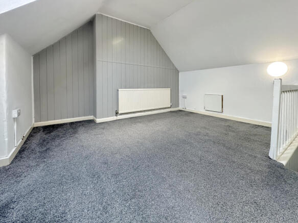 3 bed Terraced for sale Image 9