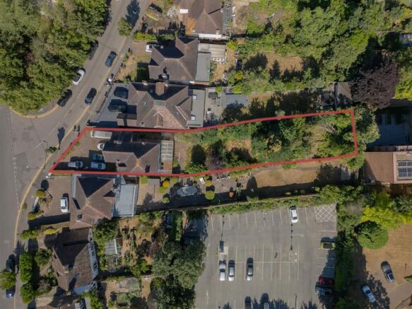 Tudor Lodge, The Avenue, E11