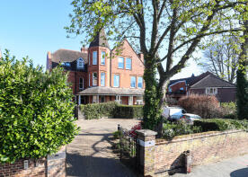 3, 29 Cadoxton Place, Avenue Road, St. Albans AL1 3PY