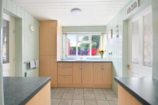 Little Morton Road, North Wingfield, S42 photo 3