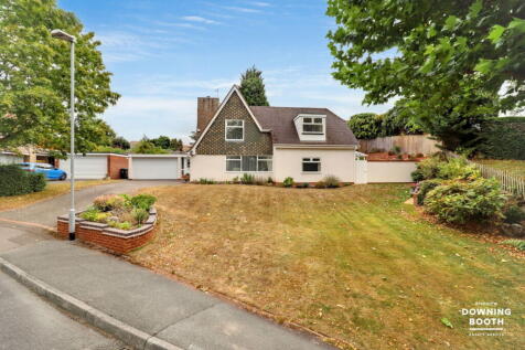 Wentworth Drive, Lichfield - Superb Detached Family Home