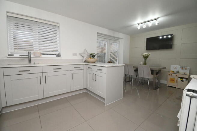 3 bed Detached for sale Image 6