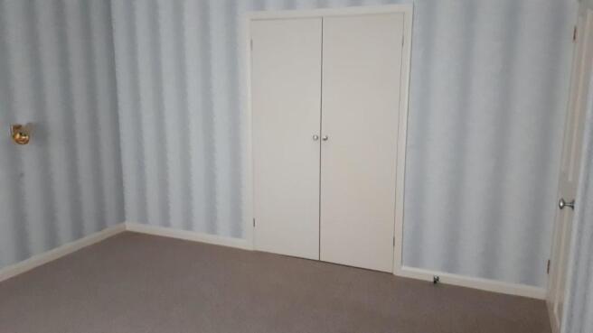 bedroom .jpg