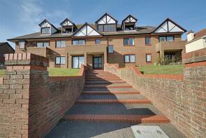 Flat 12, 133 135 Beaulieu Court, De La Warr Road, Bexhill-on-sea TN40 2JJ
