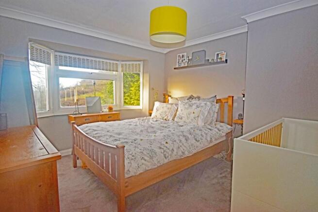 31 Linehouse Lane, bed 1.jpg
