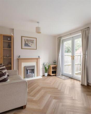 3 bed Semi-Detached for sale Image 8