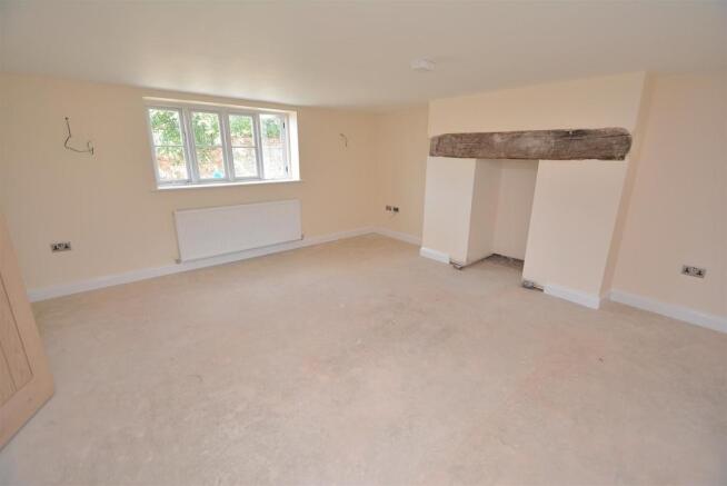 Lounge/Sitting Room