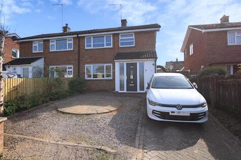 Greenaway Close, Blisworth