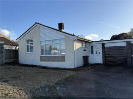 8, Bellecroft Drive, Newport PO30 2JD
