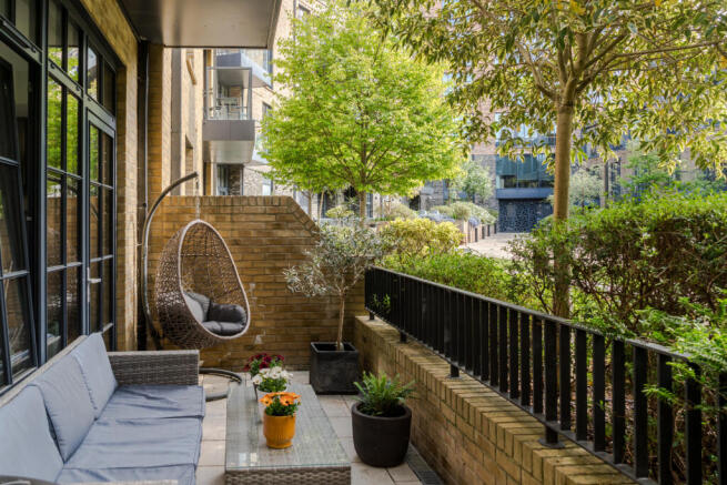 278397 - 2, 7, Valentine Place-22.jpg