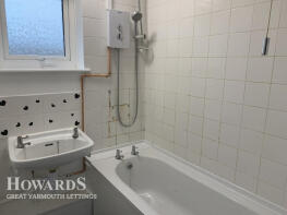 45, Louise Close, Great Yarmouth NR30 3RQ