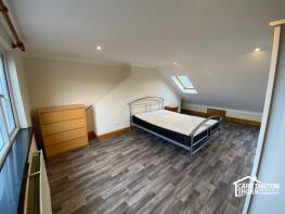 174, Eastcombe Avenue, London SE7 7LW