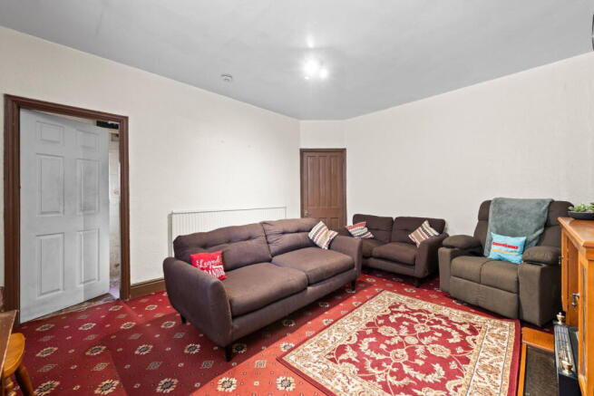 3 bed Semi-Detached for sale Image 8