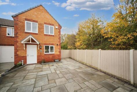 Bakehouse Close, Wigan, WN5