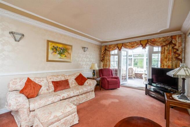 5 Woodshires Road_6.jpg