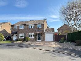 4, Harlech Close, Kenilworth CV8 2NL