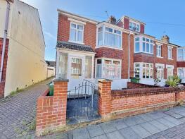 48, Jenkins Grove, Portsmouth PO3 6HF