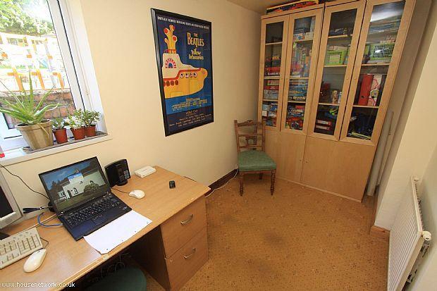 Bedroom 4/ Study
