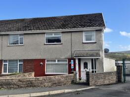 87, Heol Llwchwr, Ammanford SA18 3HG