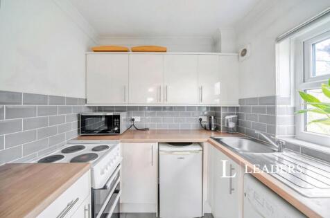 Chelveston Crescent, Southampton, Hampshire