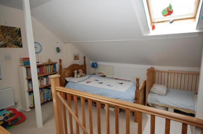 Photo 6