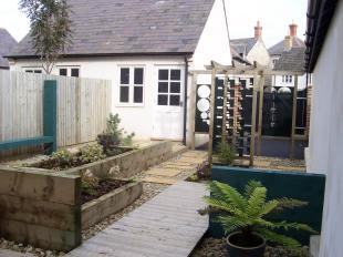 Garden & garage