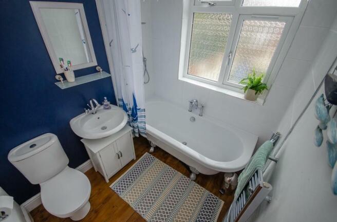 Bathroom.jpg